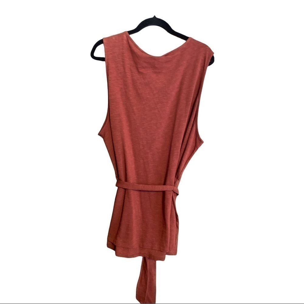Women’s Ava & Viv Sleeveless top size 4X. Rosewood brown. Tie around the waist. - Picture 2 of 7